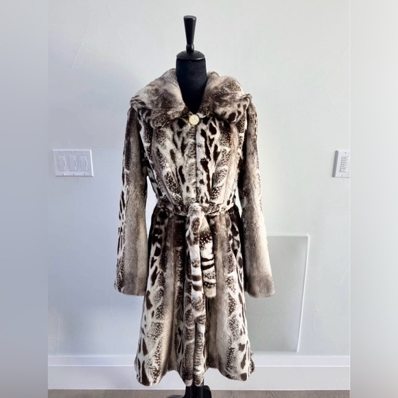 None Jackets & Blazers - Elegant Animal Print Mink Fur Coat